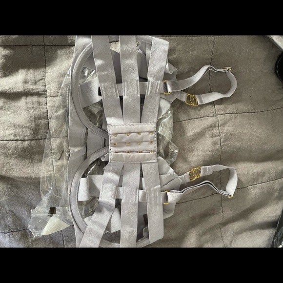 Victoria’s Secret Strappy Banded Caged bra/Panty - Picture 3 of 8